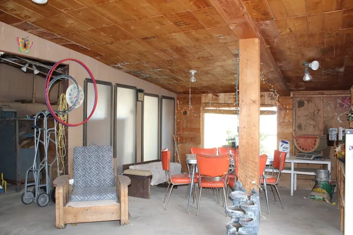 200 W 100 N, Hanksville, Utah 84734