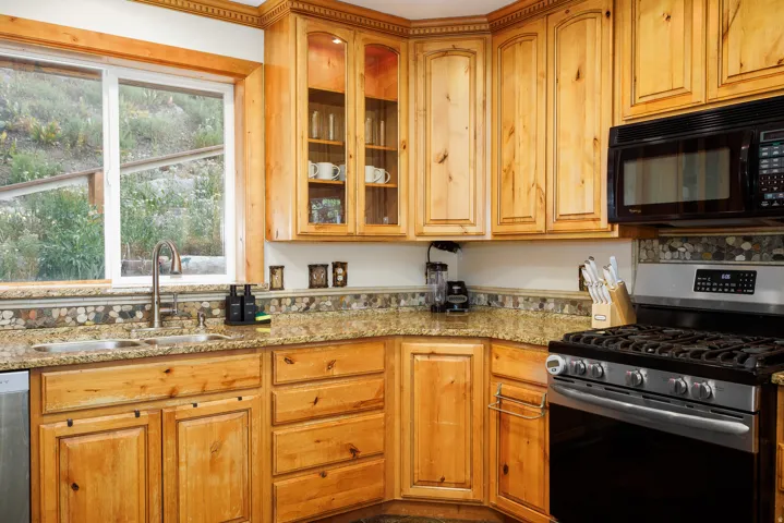 390 Matterhorn Dr, Park City, Utah 84098