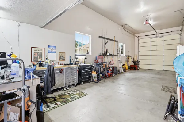 12' Garage Door with a lot of Room for Tools & Supplies