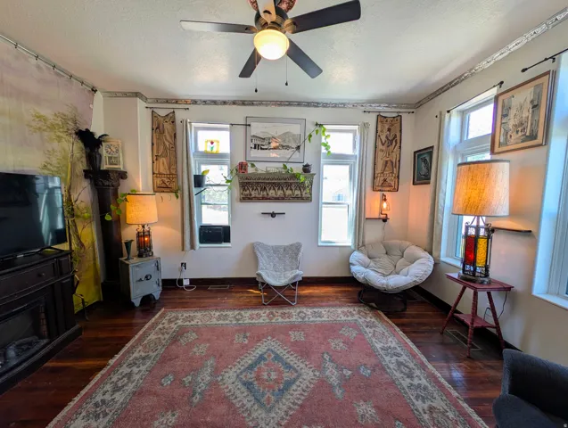 19 S 200 E, Salem, Utah 84653