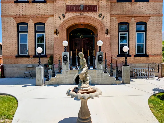 19 S 200 E, Salem, Utah 84653