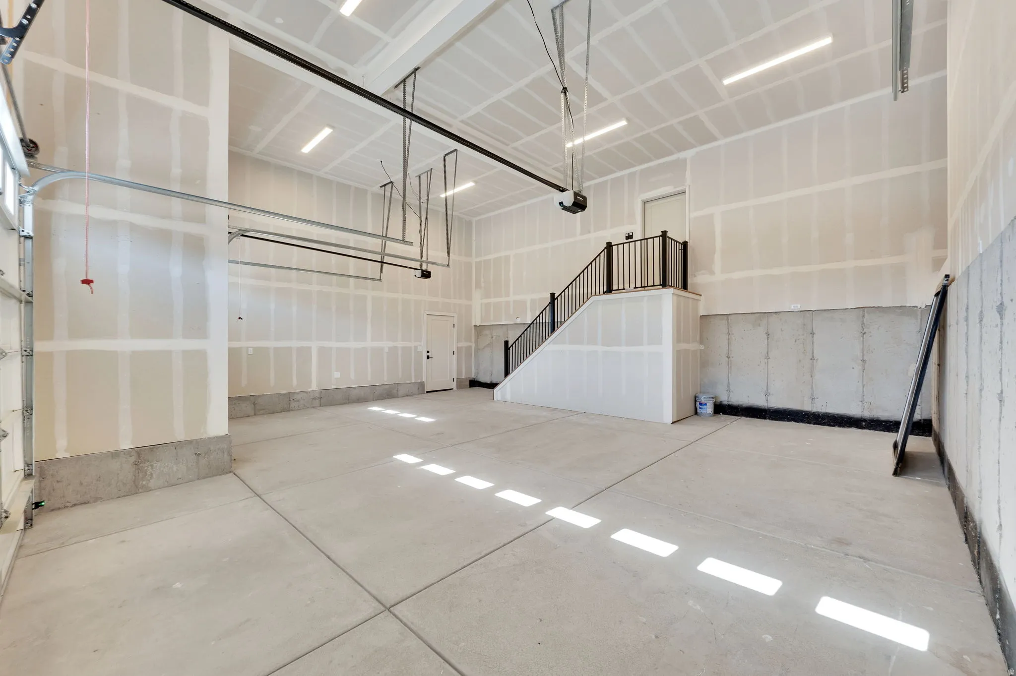 3 Car Garage