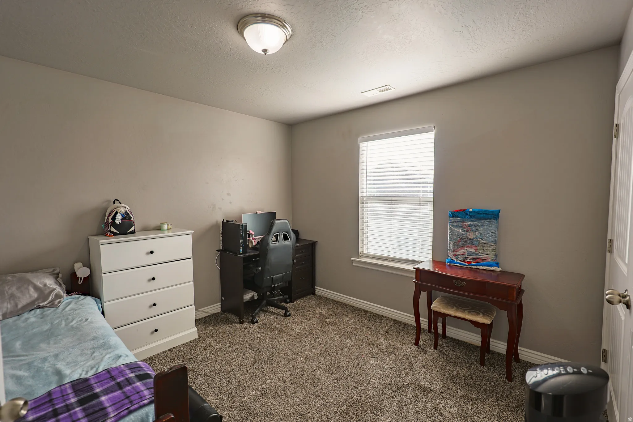 South west bedroom, with double closet doors, for more space!