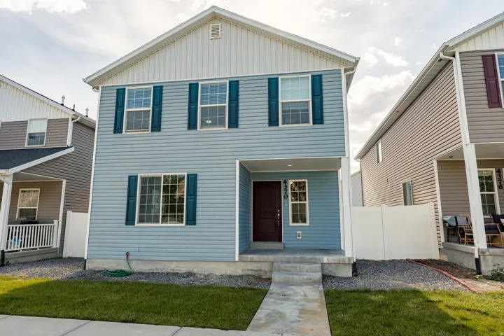 Front view of your charming new home.