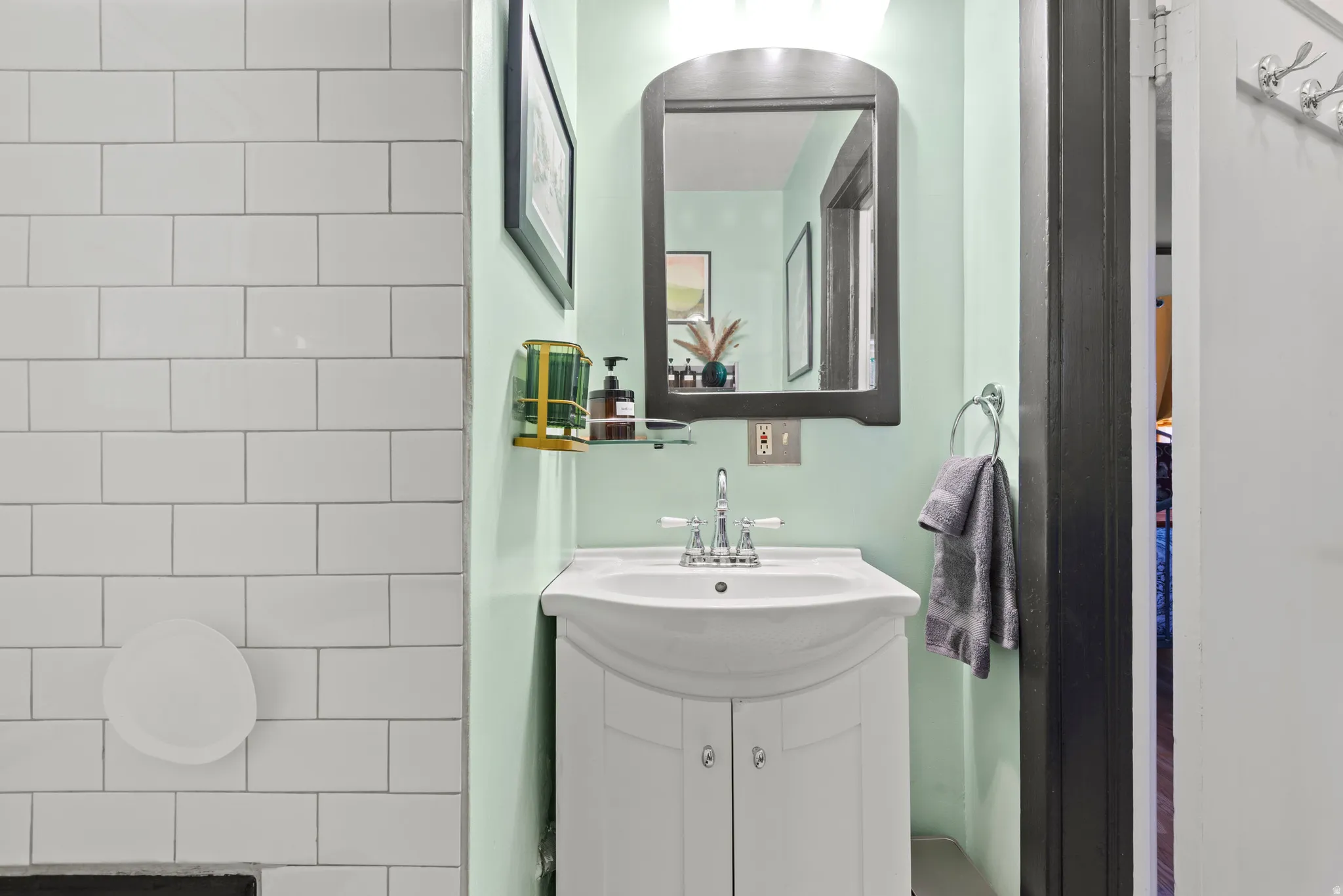 Bathroom vanity space