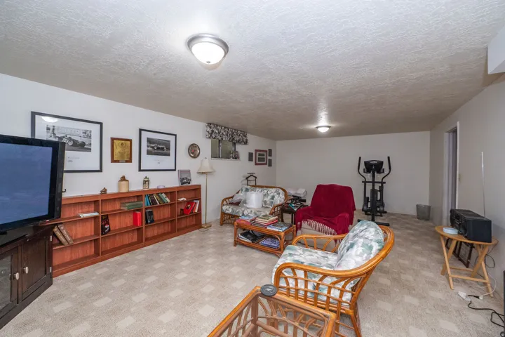 Spacious room