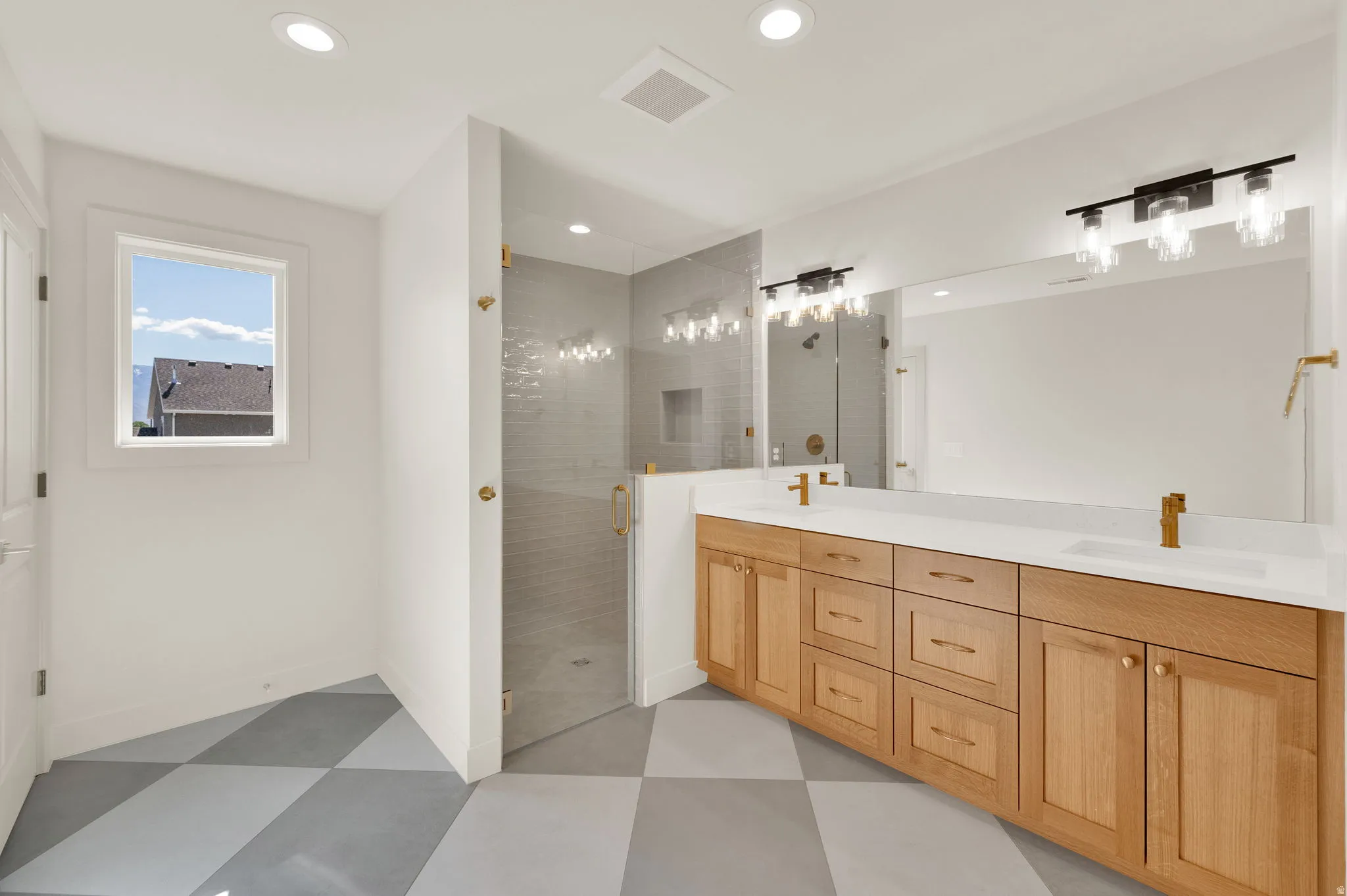 Primary Ensuite Bathroom