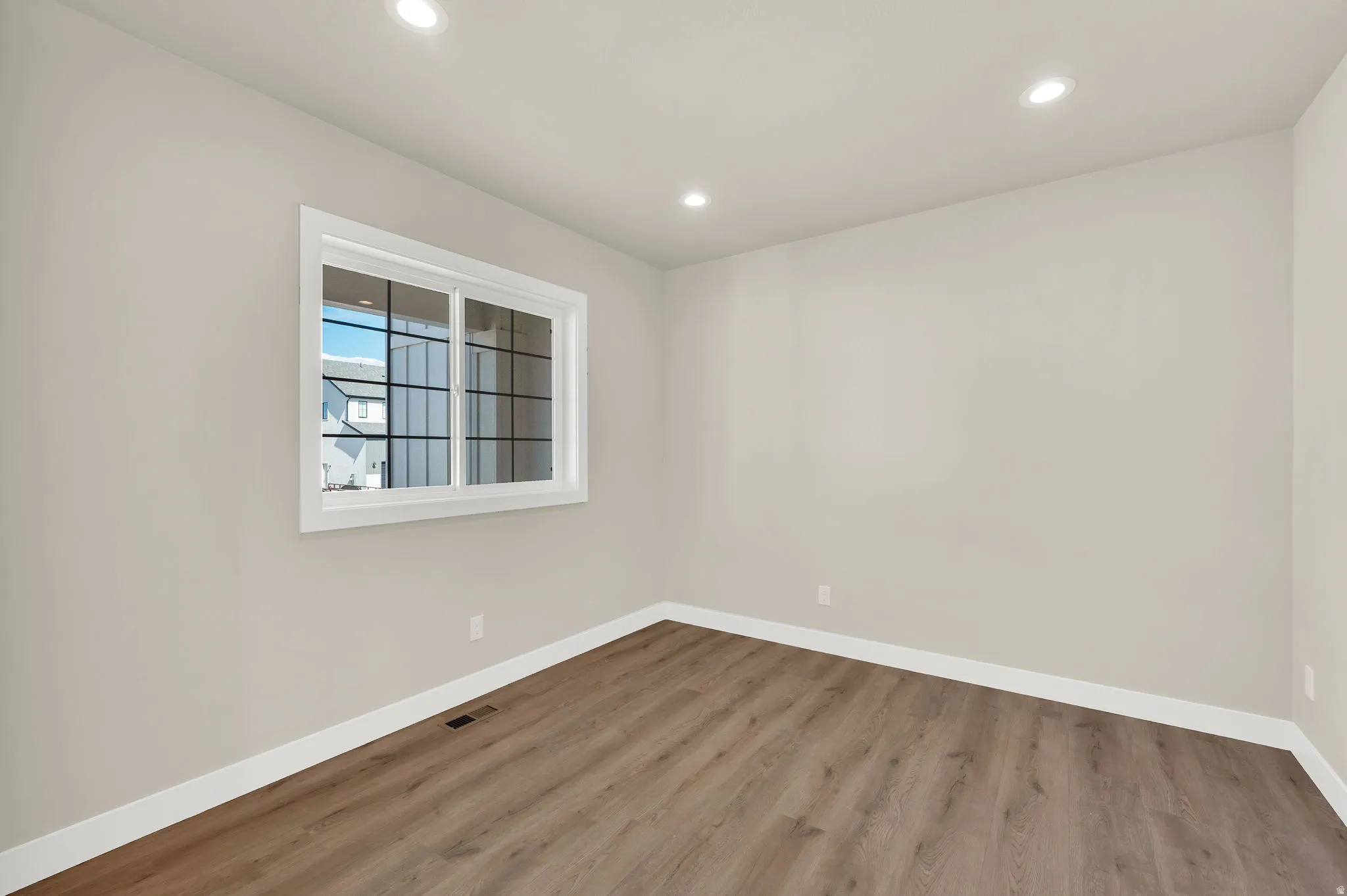 Office/Formal Living Room