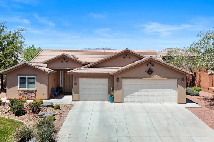 76 S 330 W, Ivins, Utah 84738