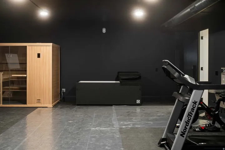 Exercise room with a sauna