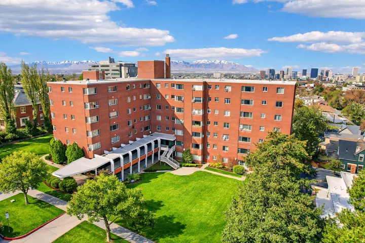 130 S 1300 E #305, Salt Lake City, Utah 84102