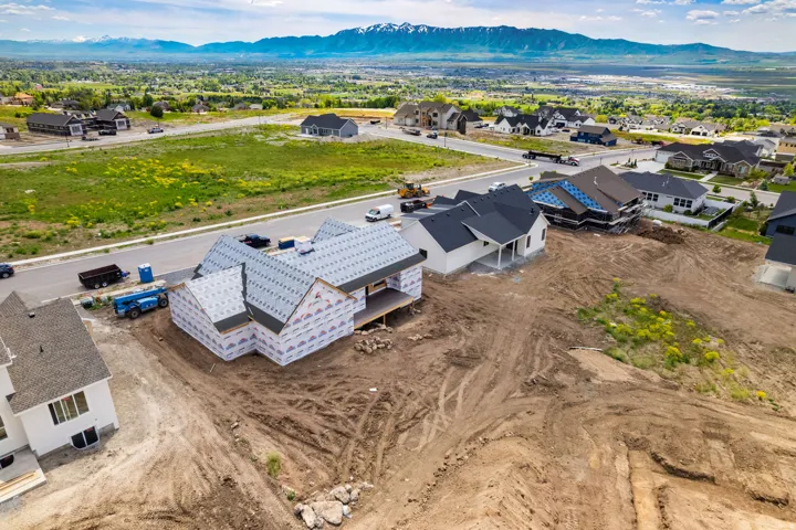 1139 E Center St, Hyde Park, Utah 84318