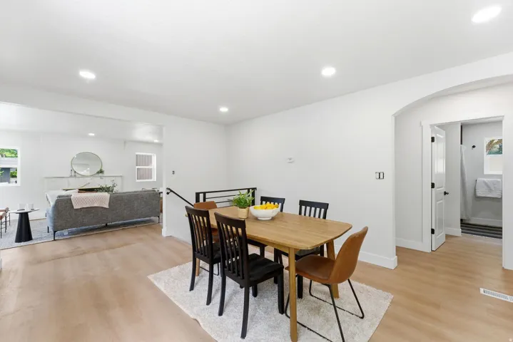 4215 S Holladay Blvd, Holladay, Utah 84124