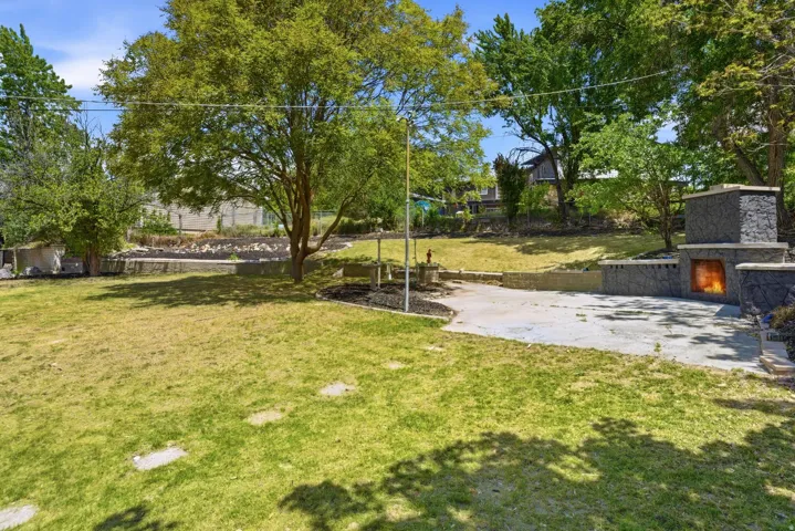 4215 S Holladay Blvd, Holladay, Utah 84124