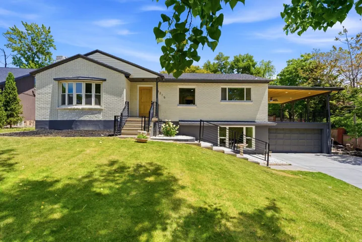 4215 S Holladay Blvd, Holladay, Utah 84124