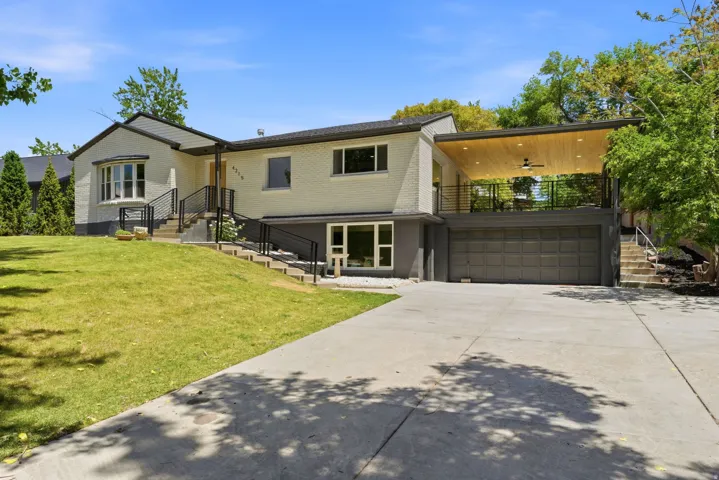 4215 S Holladay Blvd, Holladay, Utah 84124