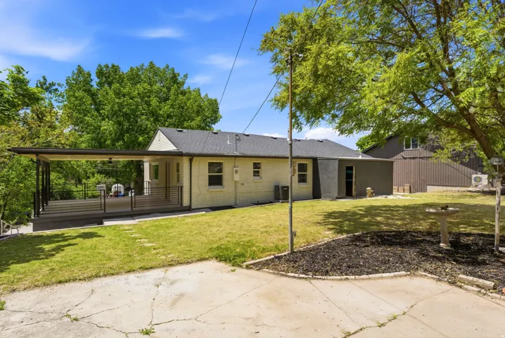 4215 S Holladay Blvd, Holladay, Utah 84124