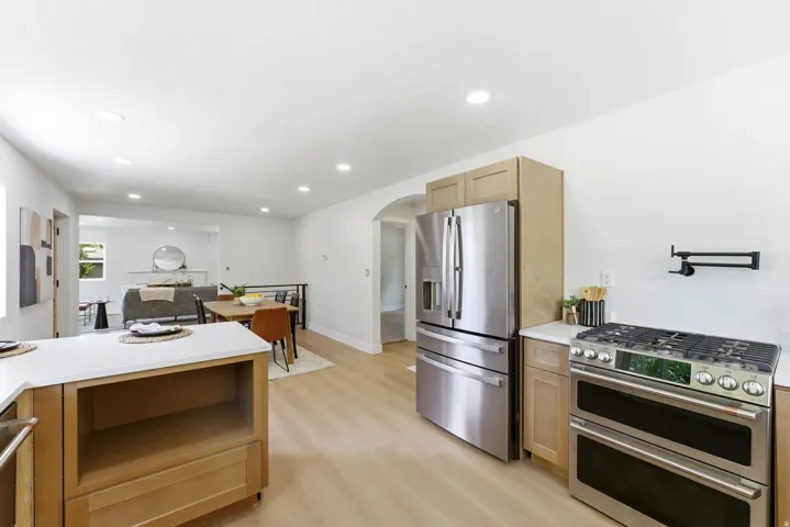 4215 S Holladay Blvd, Holladay, Utah 84124