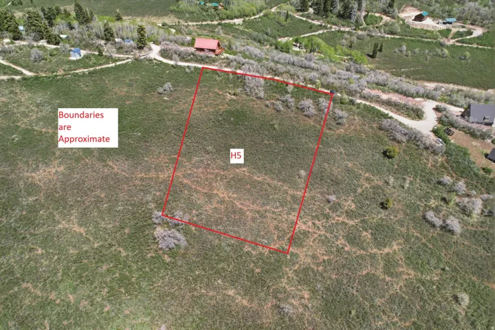 Property Boundary Diagram. Outlining the approximate boundary lines for the property