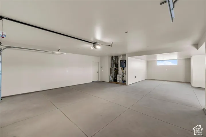 Oversized 3 car tandem garage. Plenty of space for all you toys and tools.