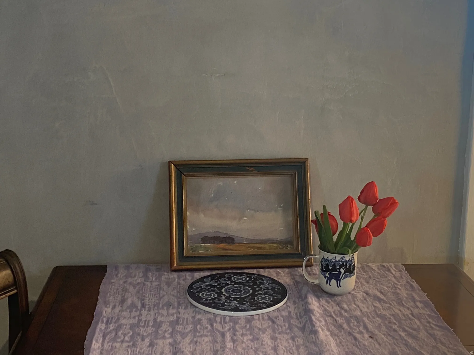 In Kitchen Eating, American Clay Finish Walls