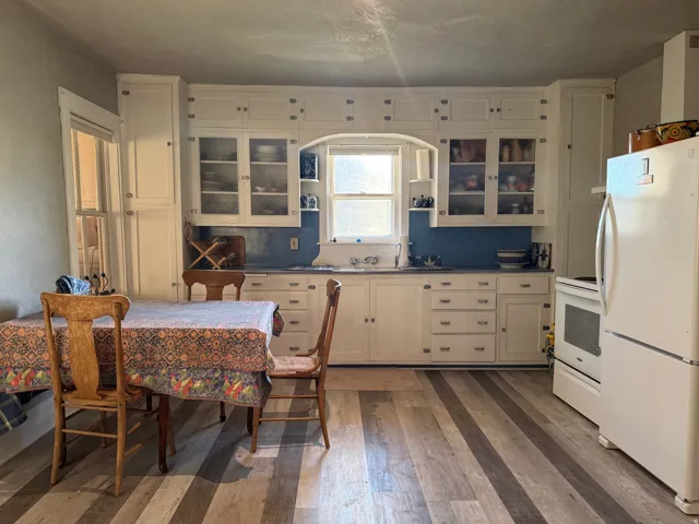 Open Country Kitchen