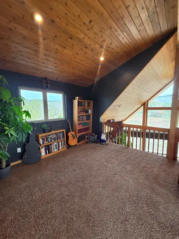 Spacious Master Bedroom Loft