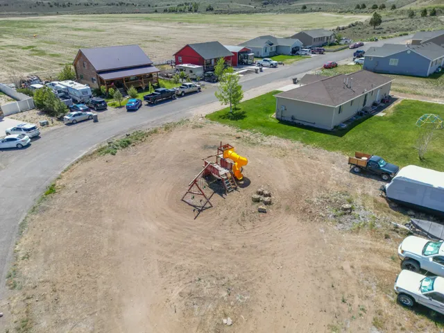 Expansive undeveloped lot presenting opportunities for new construction