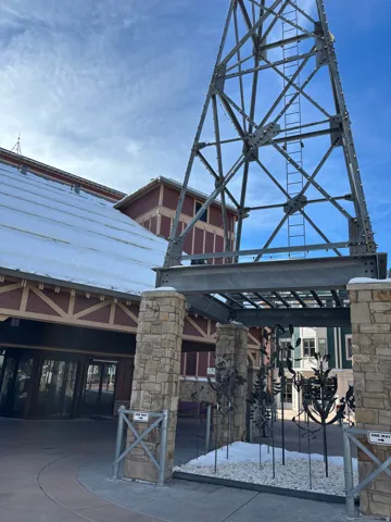 Main Lobby at Summit Watch