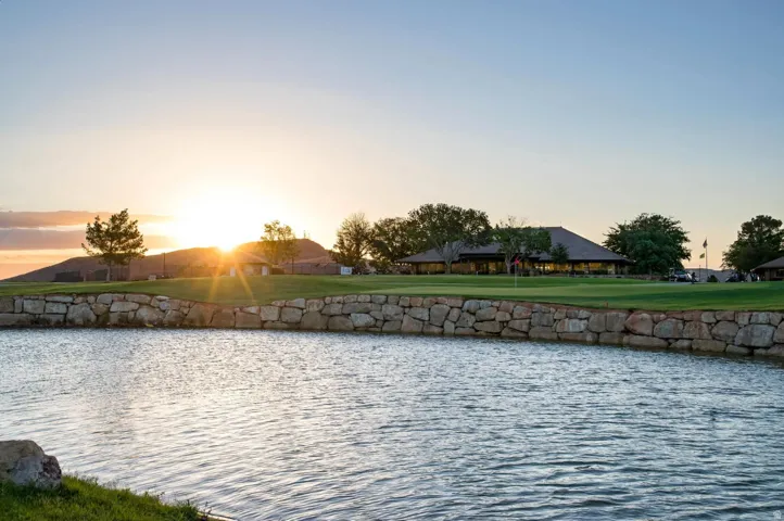 Bloomington Country Club is exclusive to members and guest who stay at the Villas