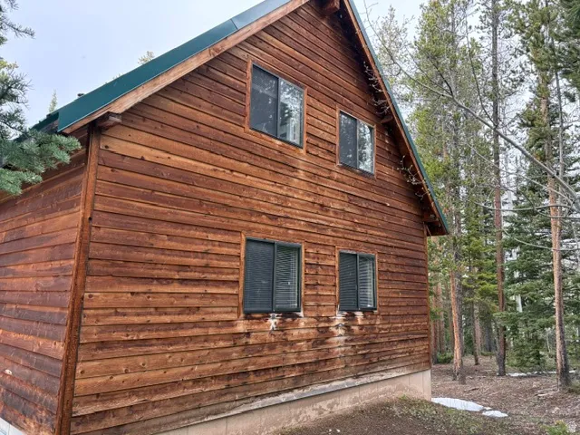 Back of cabin