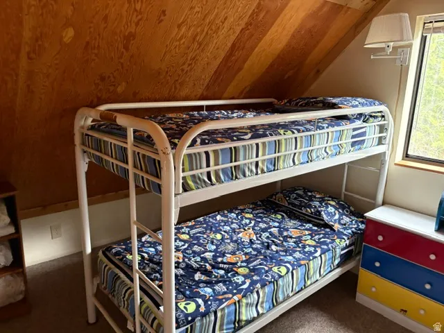 Loft bedroom one set of bunkbeds
