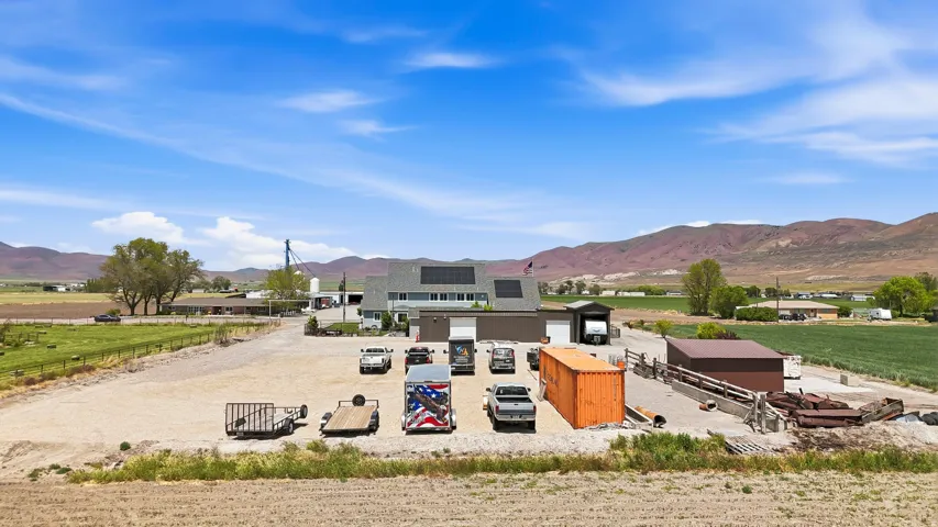 10195 W 11600 N, Bothwell, Utah 84337