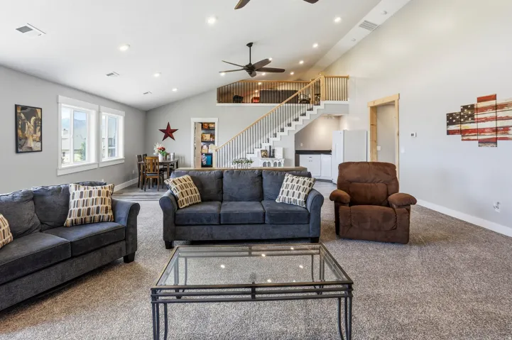 10195 W 11600 N, Bothwell, Utah 84337