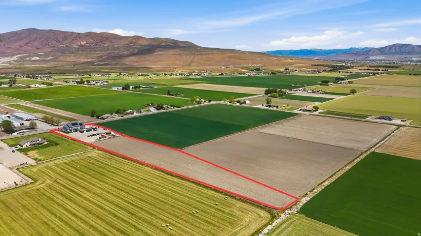 10195 W 11600 N, Bothwell, Utah 84337