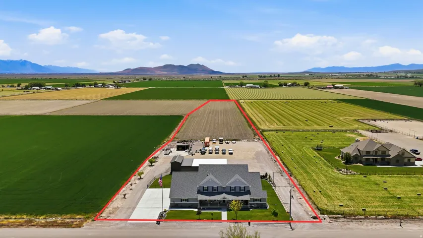 10195 W 11600 N, Bothwell, Utah 84337