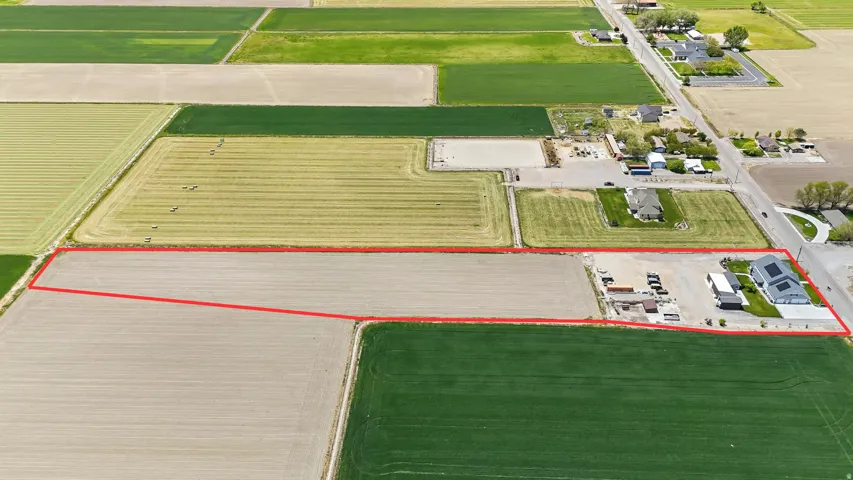 10195 W 11600 N, Bothwell, Utah 84337