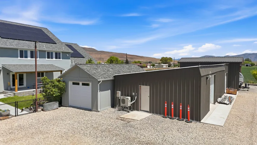 10195 W 11600 N, Bothwell, Utah 84337