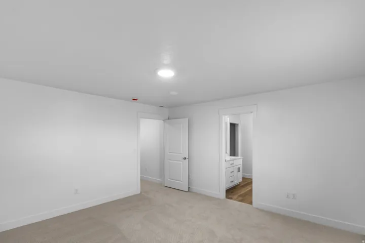 Images shown are from a previously completed home with the same floorplan. Actual home will feature different finishes and selections.