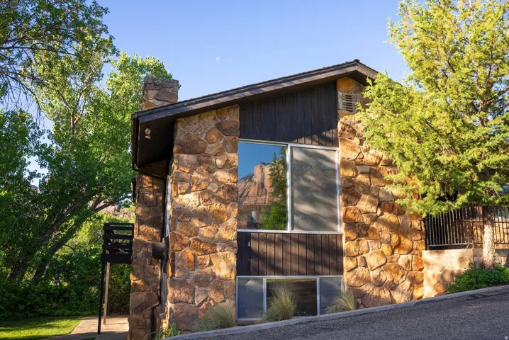 2428 Zion Park Bvld Hwy, Springdale, Utah 84767