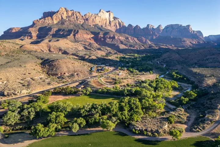 2428 Zion Park Bvld Hwy, Springdale, Utah 84767