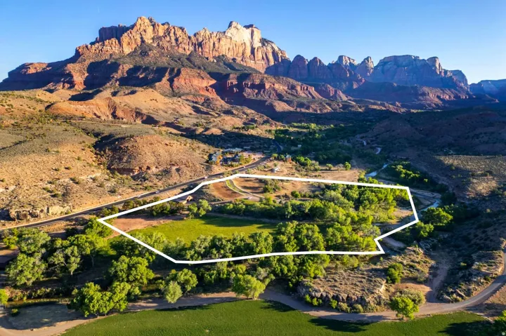 2428 Zion Park Bvld Hwy, Springdale, Utah 84767