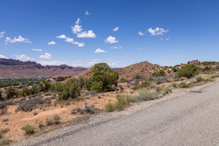 2176 Navajo Hts, Moab, Utah 84532