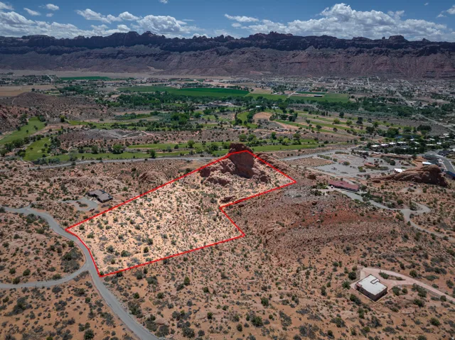 2176 Navajo Hts, Moab, Utah 84532