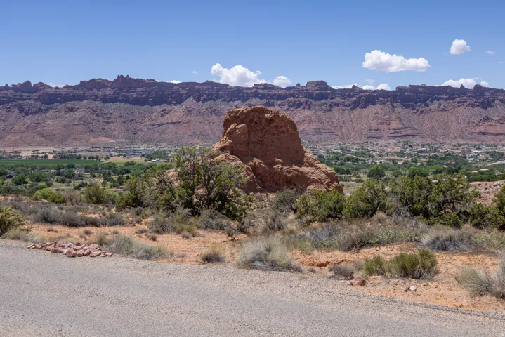 2176 Navajo Hts, Moab, Utah 84532