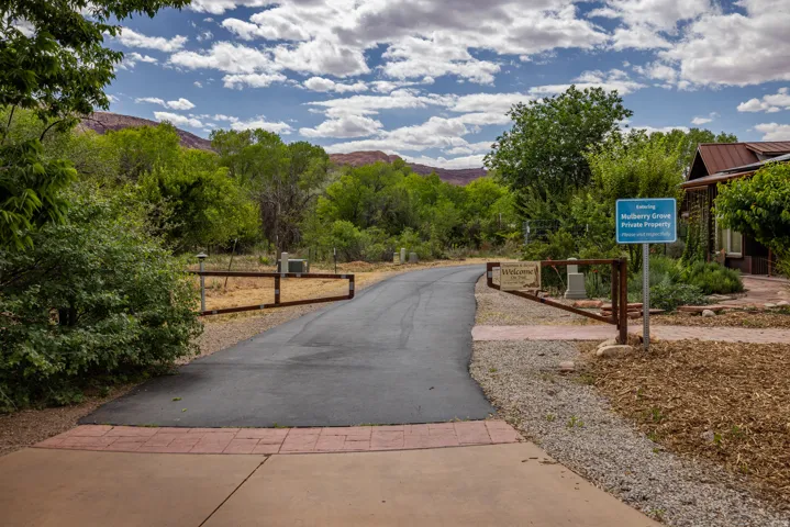 702 Dragon Fly Trl, Moab, Utah 84532
