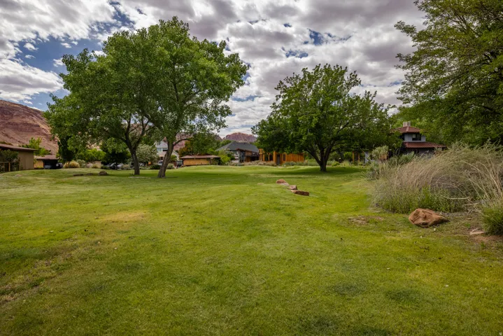 702 Dragon Fly Trl, Moab, Utah 84532
