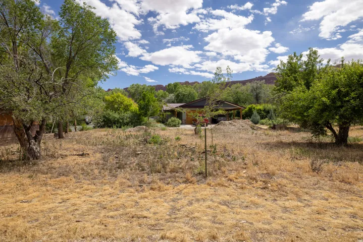 702 Dragon Fly Trl, Moab, Utah 84532