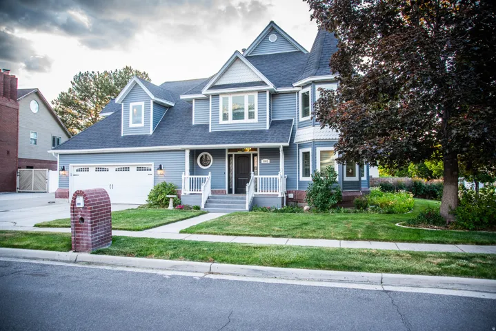 Queen Anne style home with all new siding in 2025