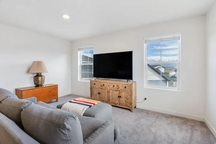 167 E Polaris Dr, Saratoga Springs, Utah 84045